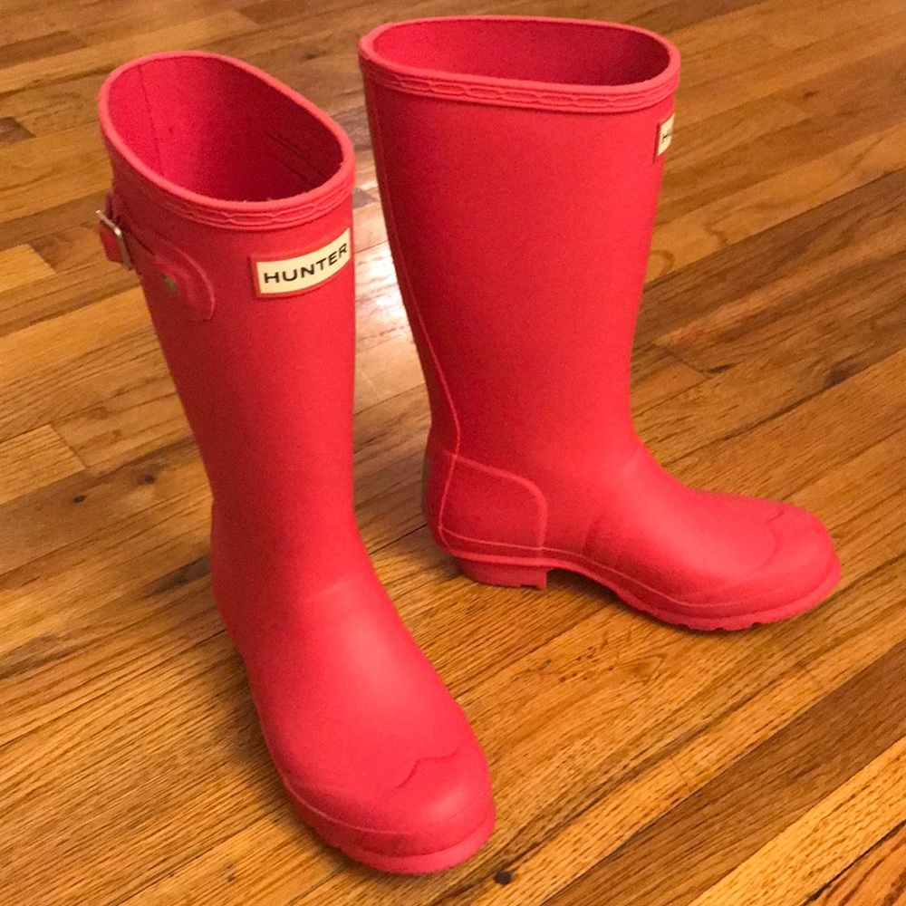 Hunter  hot pink tall boots size us 3g/2b eu 33
